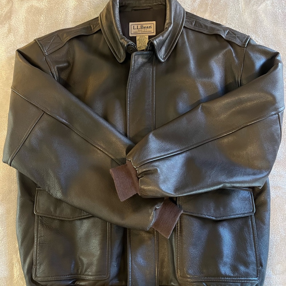 L.L. Bean Men's Rich Brown Leather Bomber Jacket
